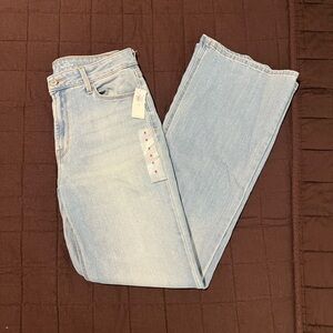 8 Long | NWT Old Navy Women's Denim WOW Flare Leg Jeans